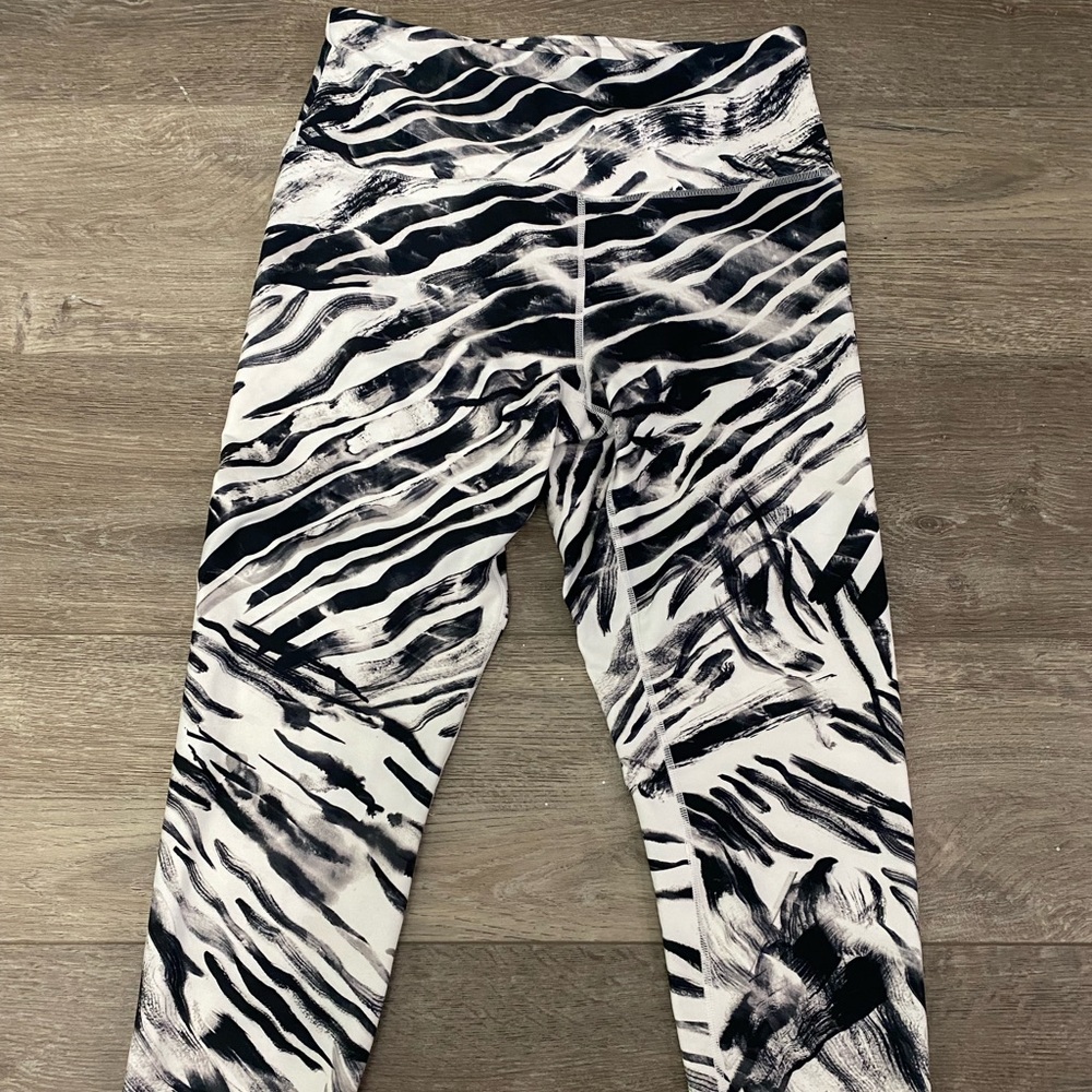 Balance Collection workout leggings